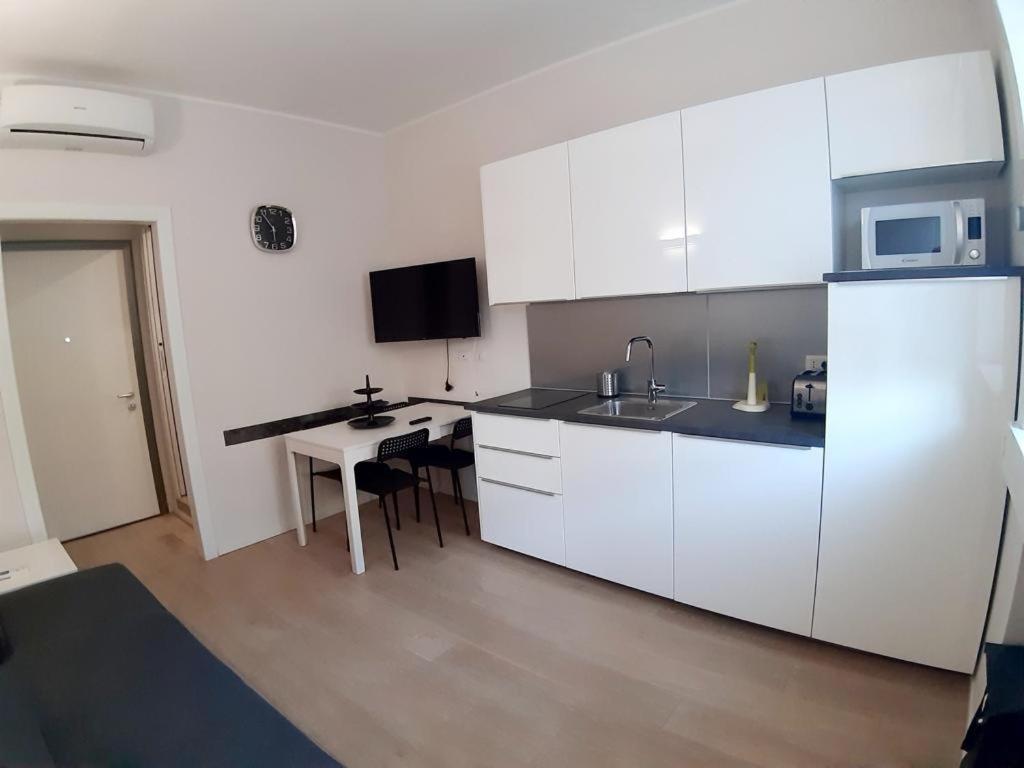 Easy Room Italy Milano Dış mekan fotoğraf
