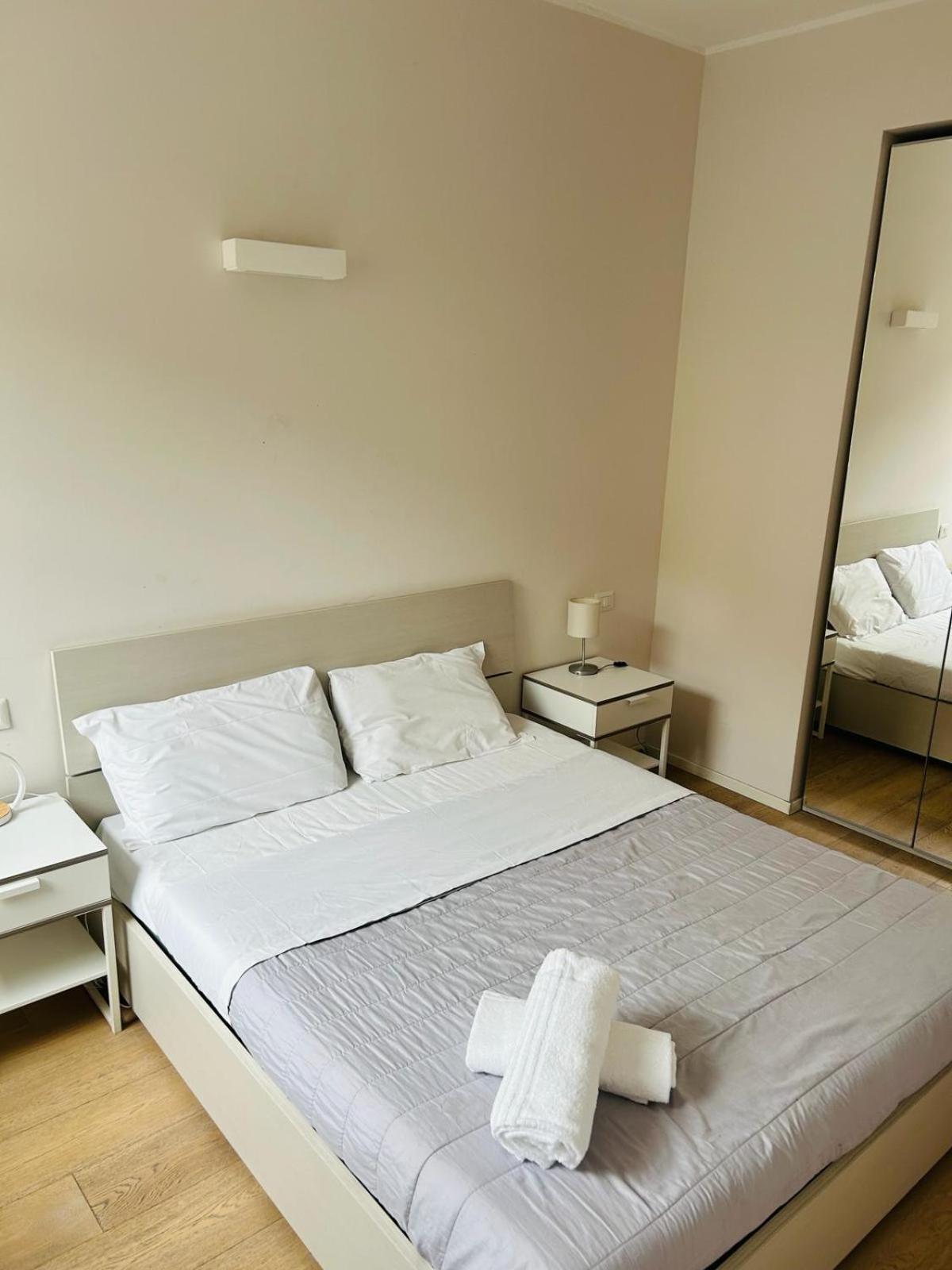 Easy Room Italy Milano Dış mekan fotoğraf