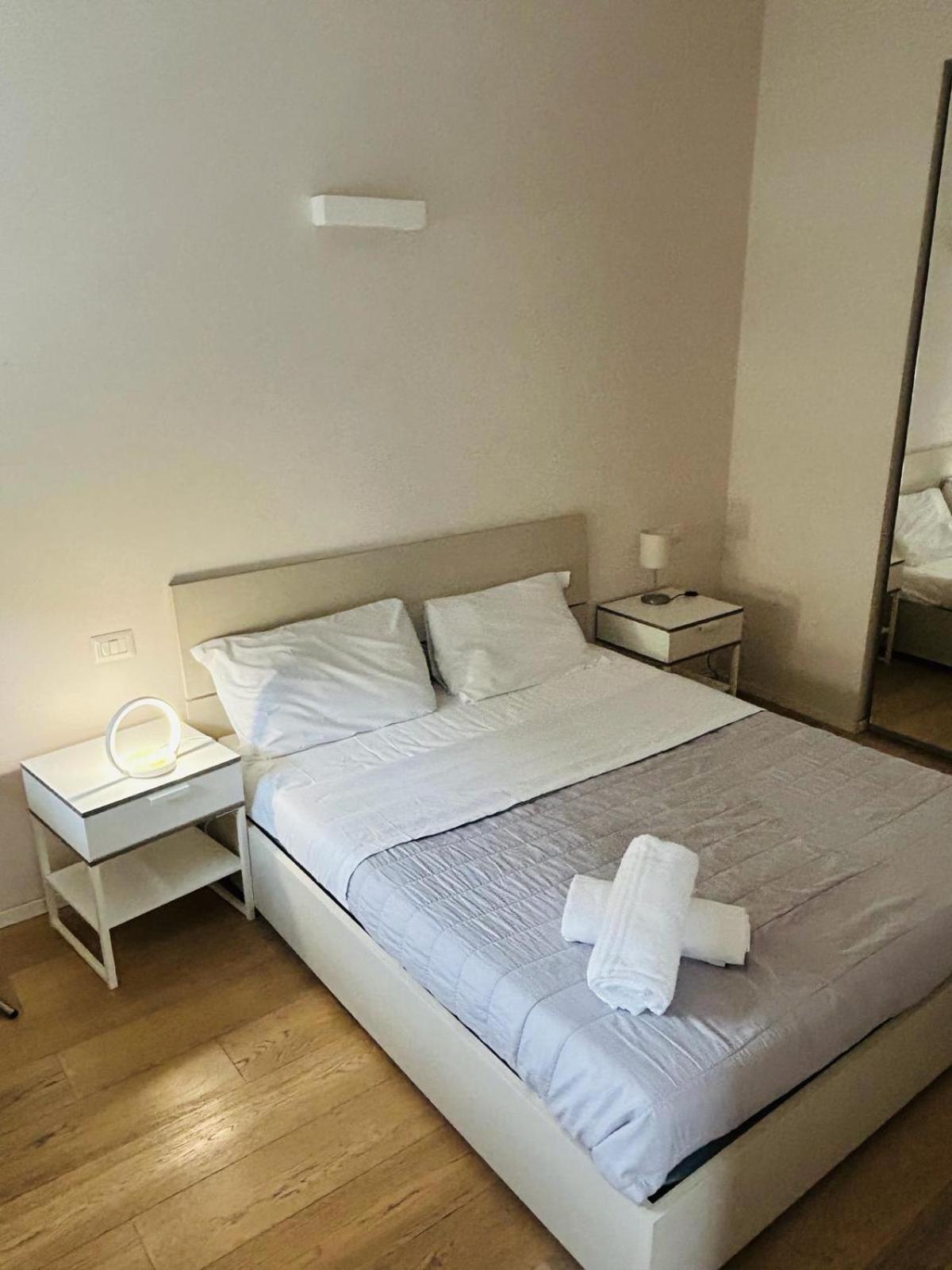 Easy Room Italy Milano Dış mekan fotoğraf